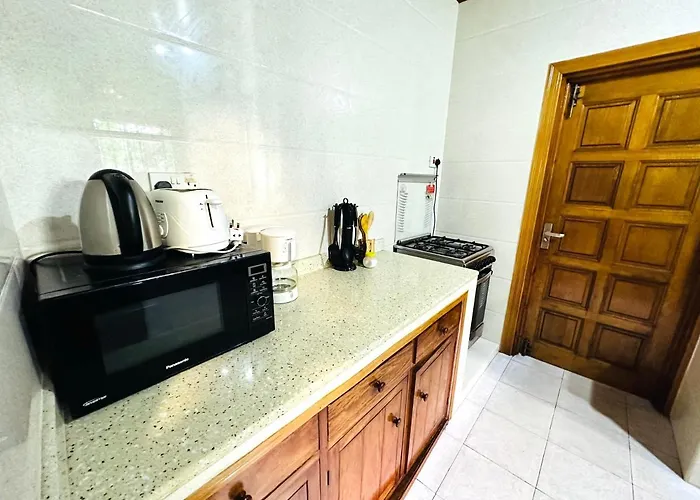 88 Days Self Catering Holidays & Horská chata Baie Lazare (Mahe)